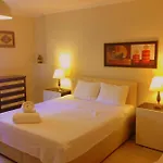 Avenue Butik Hotel Alaçatı