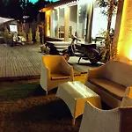 Avenue Butik * Alaçatı