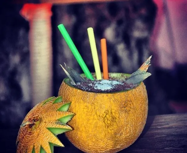 Avenue Butik * Αλακάτι